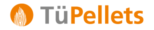 Ein Logo, das den Text "TüPellets" in einem orangefarbenen und grauen Farbschema zeigt. Der Buchstabe "ü" hebt sich durch eine spezielle Schriftart hervor, und das "T" hat ein grafisches Element in Form eines stilisierten Baumstamms.