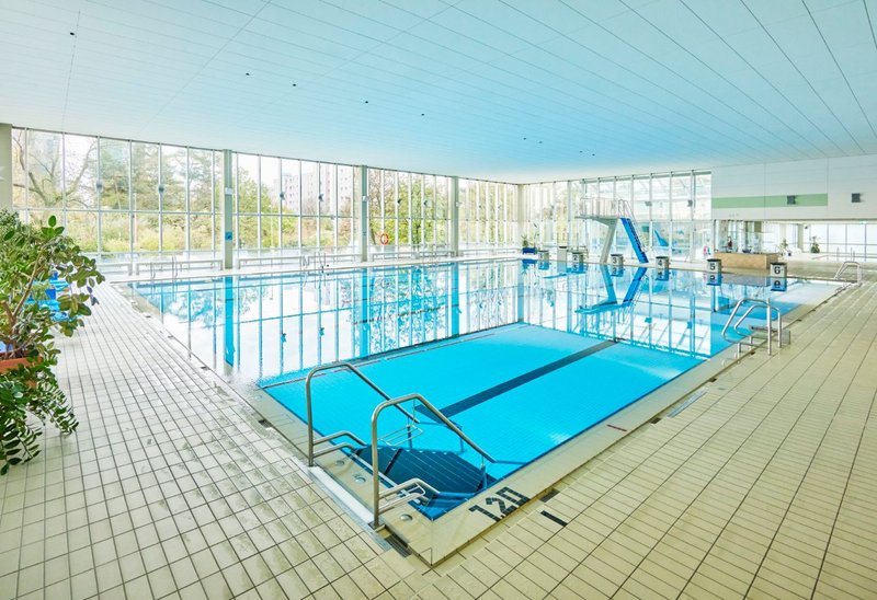 Tübinger Hallenbäder Wassertemperaturen werden wieder angehoben