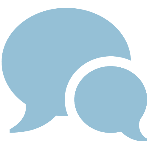 Zwei Sprechblasen in einem hellblauen Farbton, eine größere und eine kleinere, die in der unteren rechten Ecke positioniert ist.